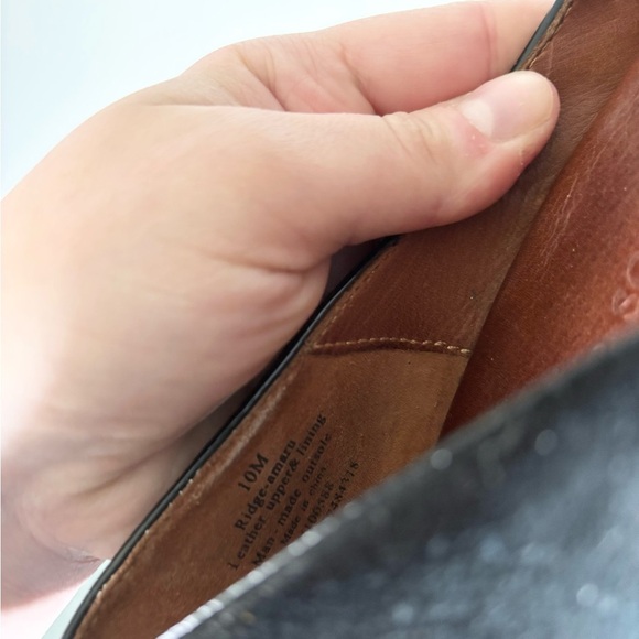 Gentle Souls by Kenneth Cole black suede leather rounded toe wedge size 10 - Picture 7 of 7